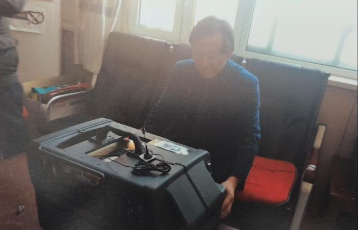 光影传家四十余载 贺家三代放映员守好通镇一方银幕(图2)