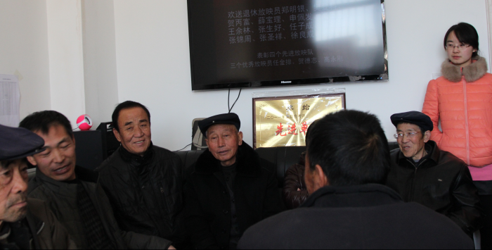 光影传家四十余载 贺家三代放映员守好通镇一方银幕(图3)
