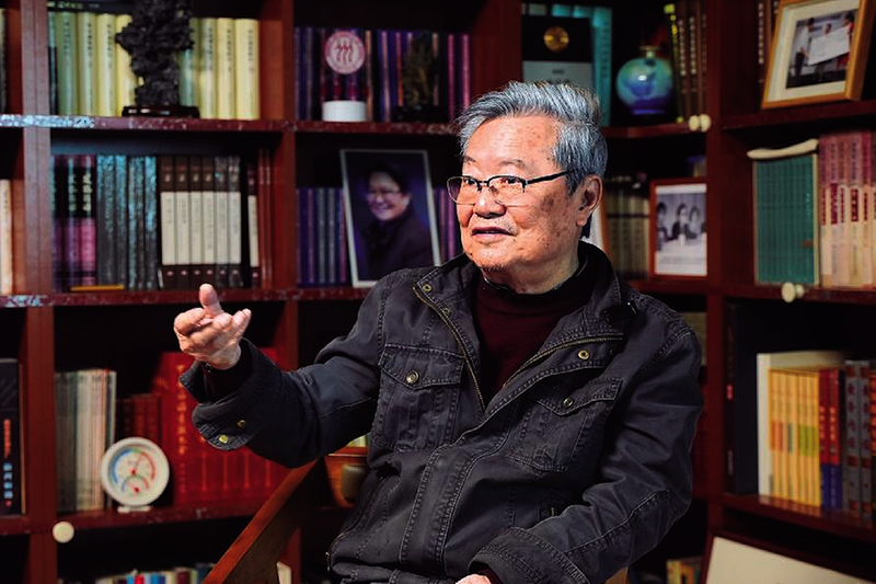 五个书房，七代书架，六十年光阴，一生书香——肖云儒与他的“不散居”(图1)